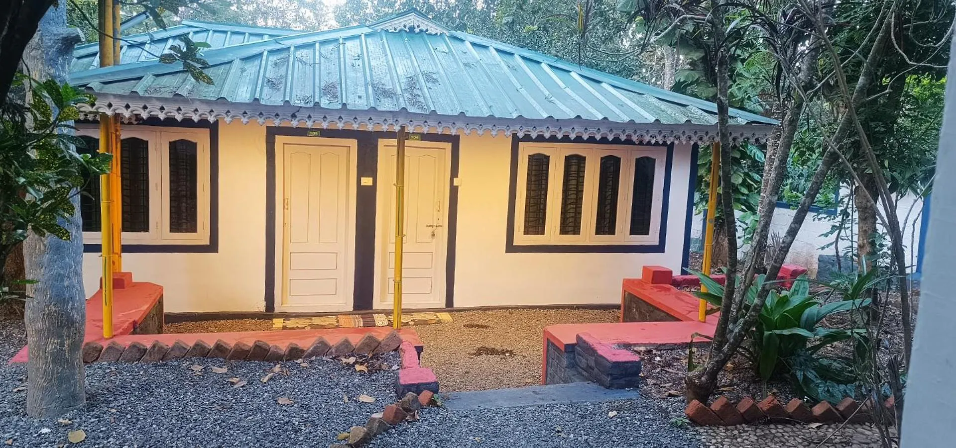 Nocleg ze śniadaniem Bed and Breakfast Wild Campers Thekkady Indie