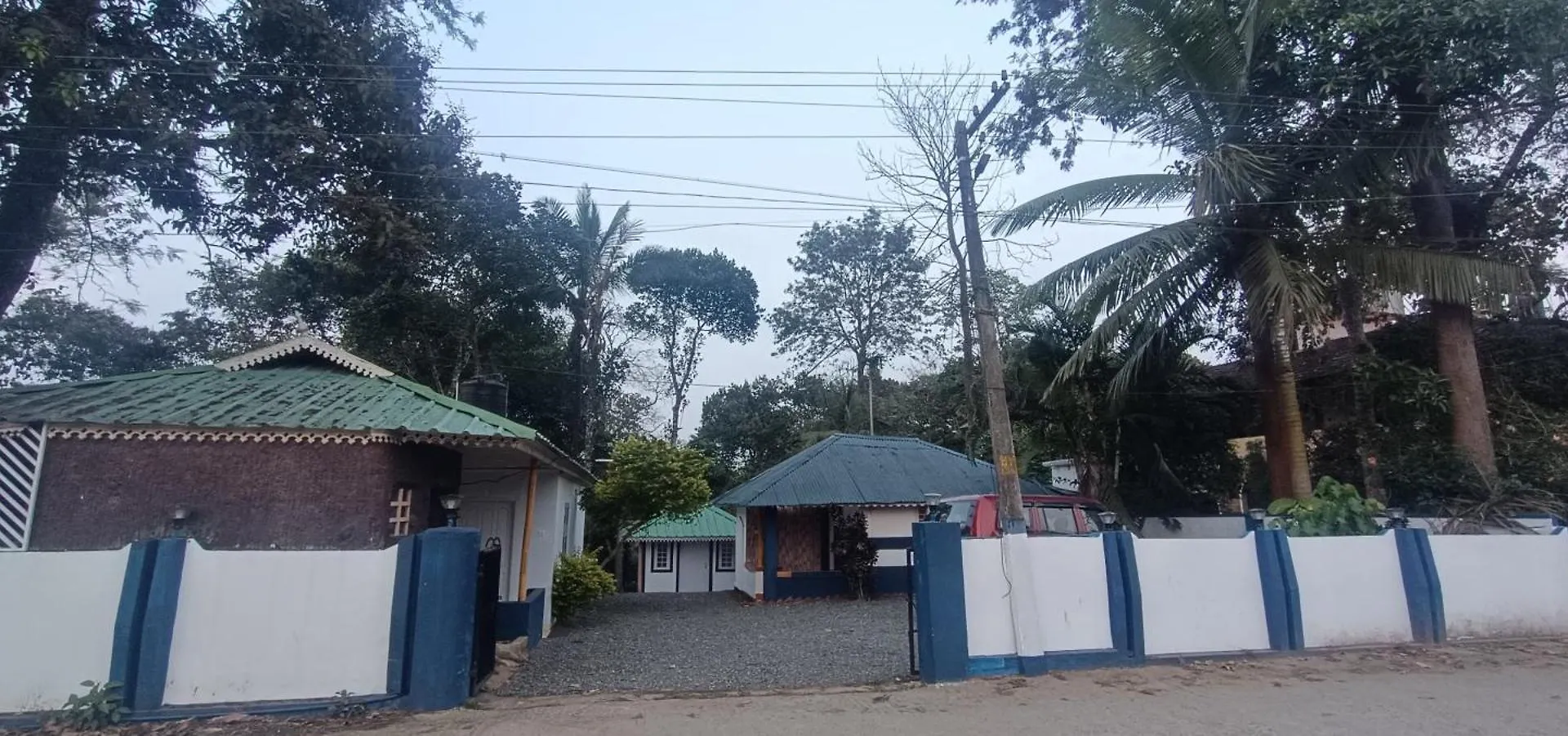 Bed and Breakfast Wild Campers Thekkady